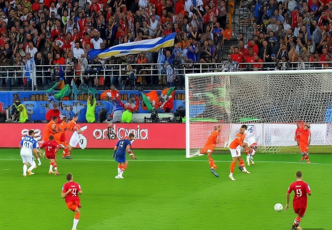 2018意荷友谊赛：激情对决与足球魅力再现