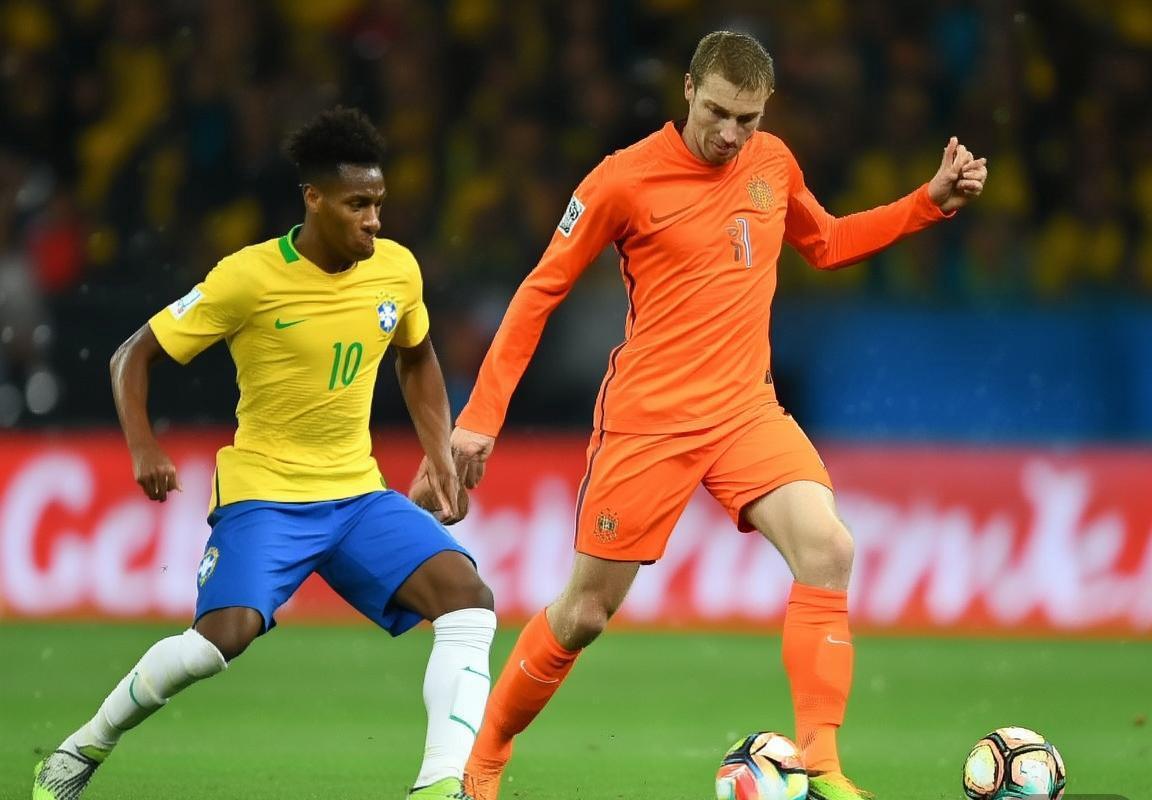 巴西荷兰足球对决：近期状态对比与战术解析(图3)