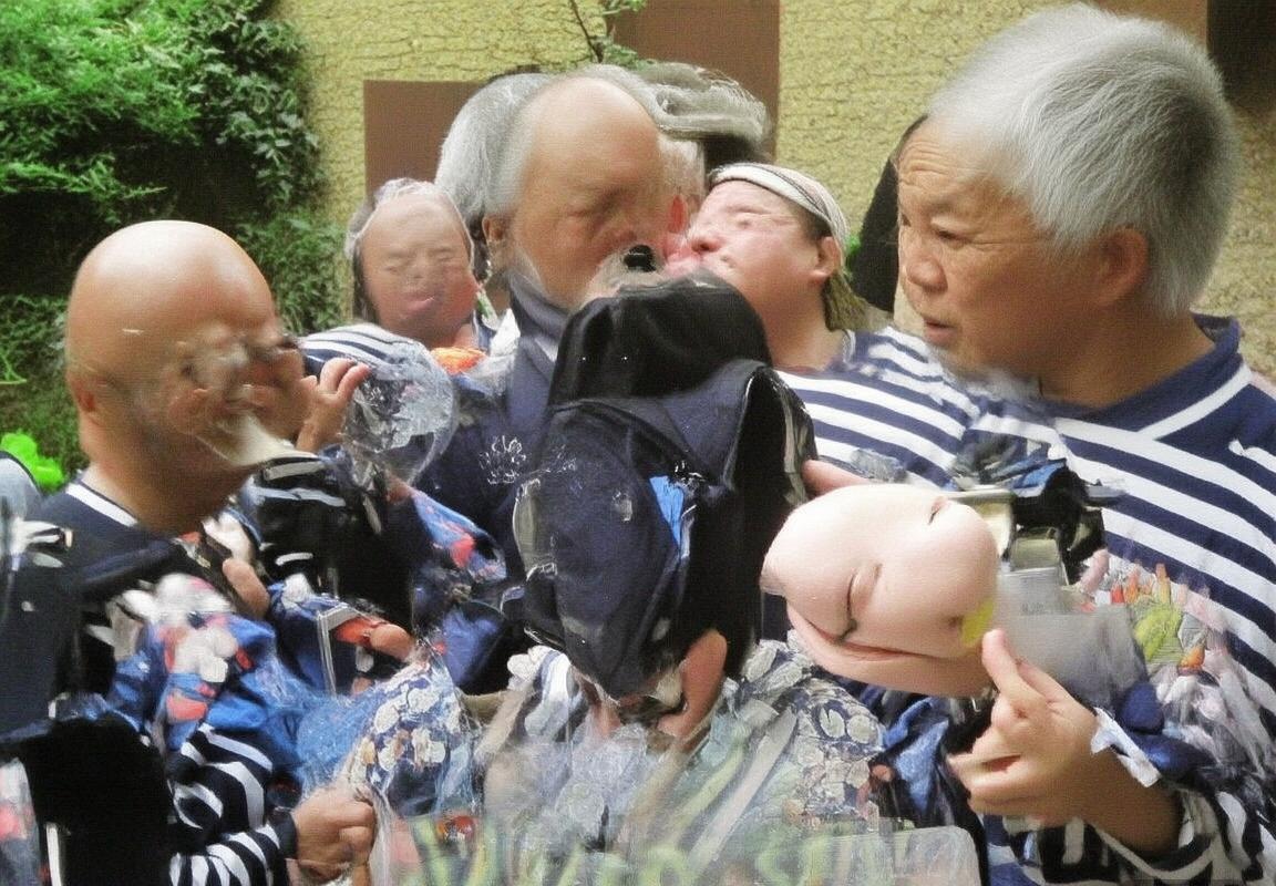 巴塞罗那vs利物浦巅峰对决：战术对决与精